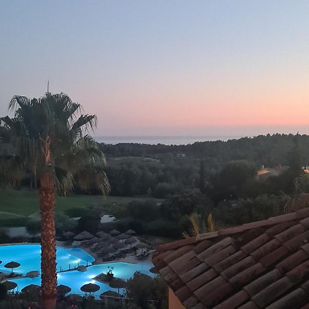 Villa Dans Cadre D'Exception - Golf, Piscine Et Tennis Prive Saint-Cyr-sur-Mer Eksteriør billede