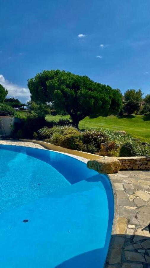 Villa Dans Cadre D'Exception - Golf, Piscine Et Tennis Prive Saint-Cyr-sur-Mer Eksteriør billede