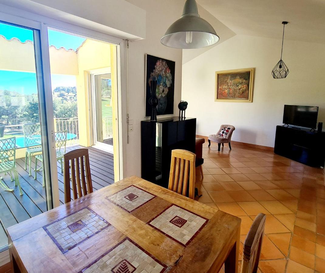 Villa Dans Cadre D'Exception - Golf, Piscine Et Tennis Prive Saint-Cyr-sur-Mer Eksteriør billede