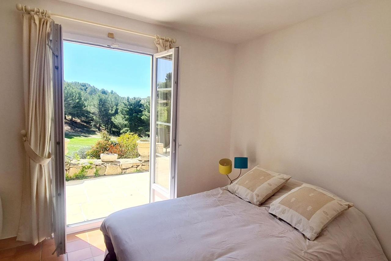 Villa Dans Cadre D'Exception - Golf, Piscine Et Tennis Prive Saint-Cyr-sur-Mer Eksteriør billede