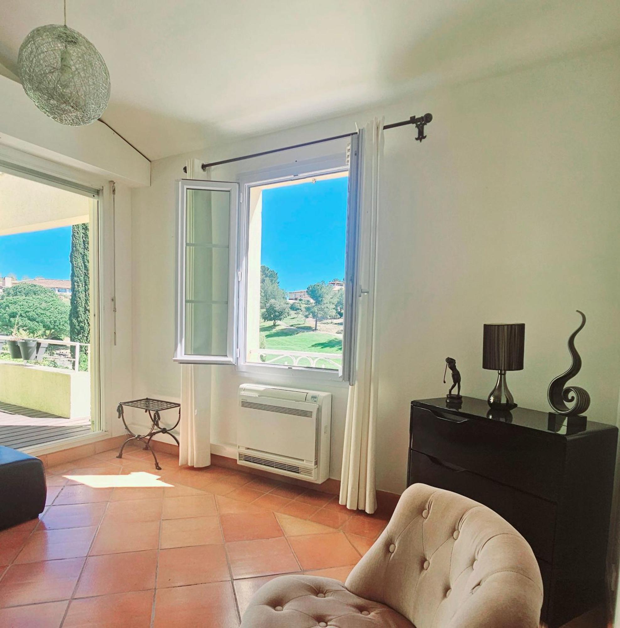Villa Dans Cadre D'Exception - Golf, Piscine Et Tennis Prive Saint-Cyr-sur-Mer Eksteriør billede